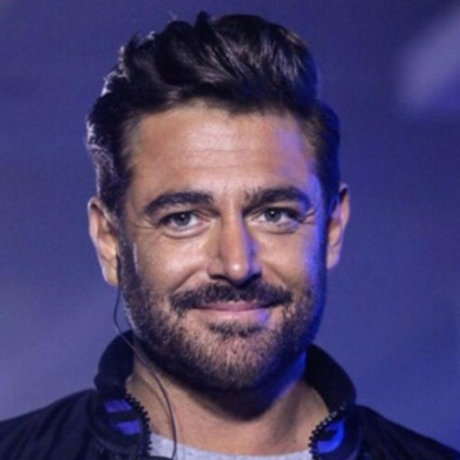 محمد رضا گلزار