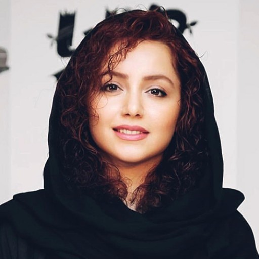 نازنین بیاتی