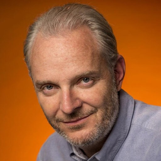  Francis Lawrence
