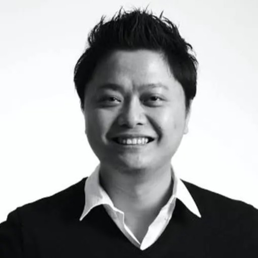  Larry Yang