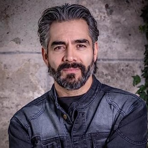 Omar Chaparro