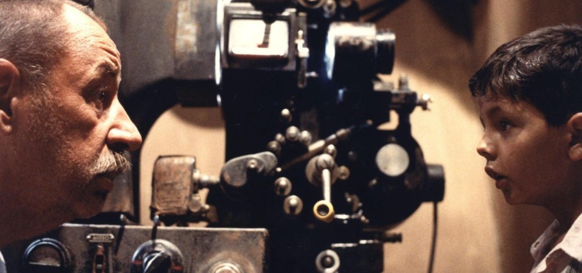 دانلود فیلم Cinema Paradiso 1988